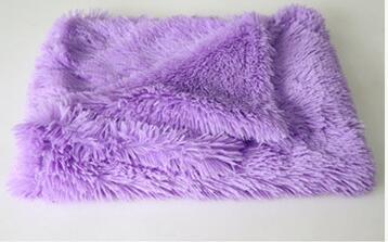 Soft Dog Blanket – Warm Wool & Polyester Cover for Medium and Large Dogs.