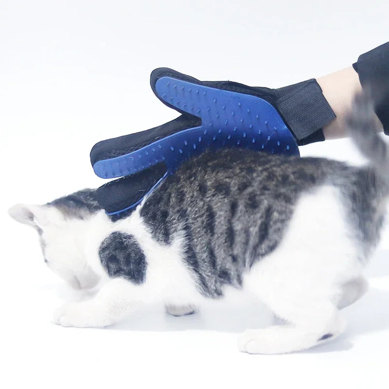 Pet Grooming Silicone Gloves – Easy Hair Removal for Cats & Dogs