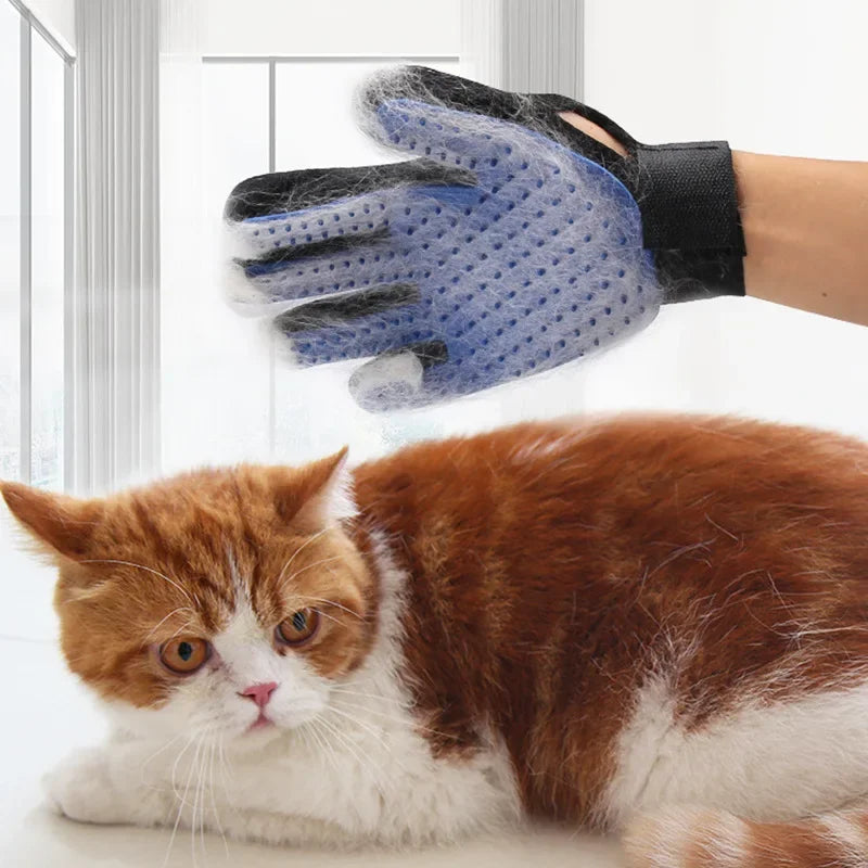 Pet Grooming Silicone Gloves – Easy Hair Removal for Cats & Dogs